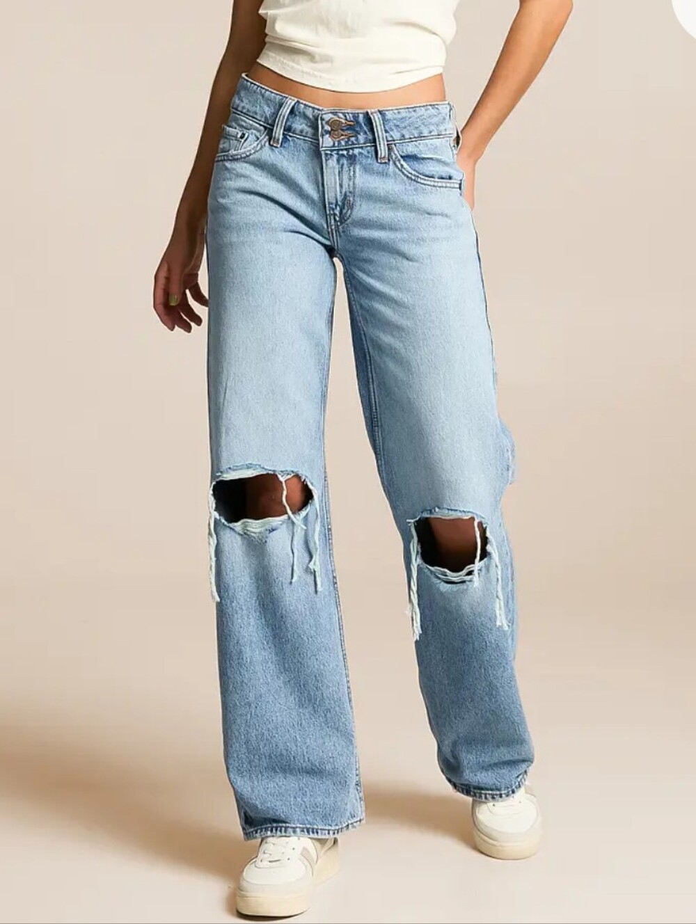 Levi's Women's Size 32: Superlow Loose Straight Distressed Jeans